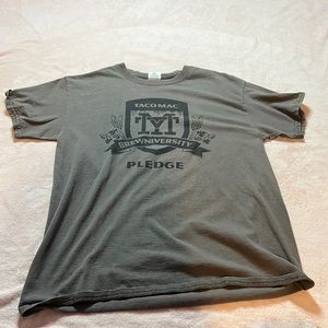 Gray T-shirt, medium